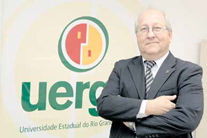 O reitor Fernando Guaragna considera a reestruturação positiva