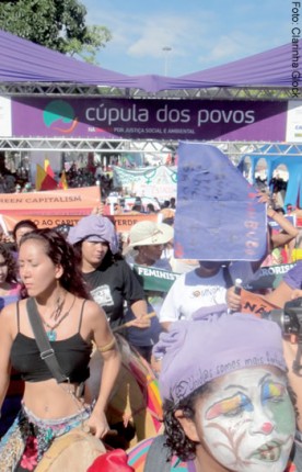 Início da Marcha das Mulheres realizada durante a Cúpula dos Povos, evento paralelo à Rio+20, com a participação de diversos movimentos sociais e ambientais