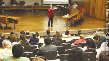 Seminário do CNE, no final de maio, em Brasília, discutiu deficiências do PL do Plano Nacional de Educação