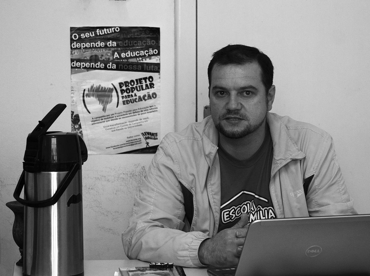 Adair Pozzenon, Secretário Executivo da Agefa e professor-monitor