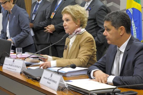Marta Suplicy, presidente da Comissão de Assuntos Sociais, e o relator da reforma no Senado, Ricardo Ferraço