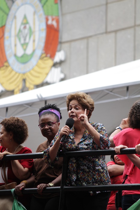 Dilma: “O golpe, politicamente, fracassou. Qual a liderança dos golpistas que sobrevive ao escrutínio do voto popular?”