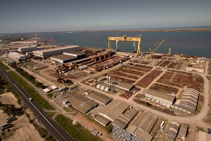 Após uma década de investimentos bilionários, o polo naval de Rio Grande foi abandonado
