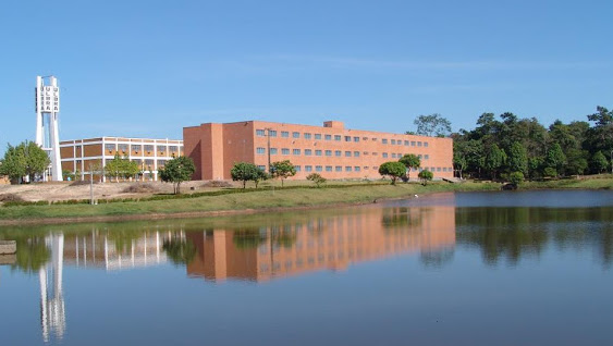 Centro Universitário Luterano Ji-Paraná, com 14 cursos regulares e 2.918 alunos, avaliado inicialmente em R$ 175,3 milhões