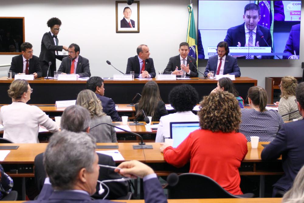 Audiência pública sobre a atuação de juízes e procuradores brasileiros no âmbito da Operação Lava Jato com a participação do Jornalista Glenn Greenwald