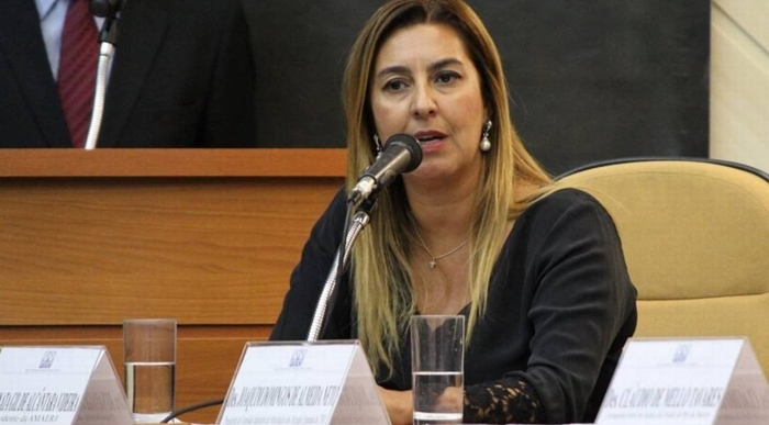 Presidente da AMB, Renata Gil, afirma que vai recorrer ao STF contra a figura do "juiz de garantias"