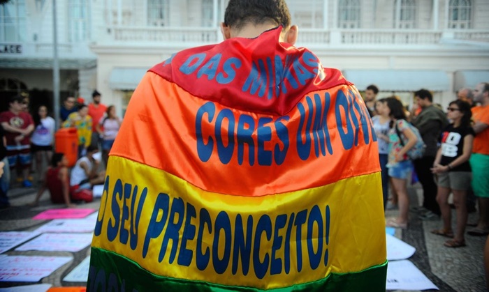 No dia 13 de junho de 2019, por 8 votos a 3, o STF aprovou a criminalização da homofobia e da transfobia – decisão que agora é questionada pela Advocacia-Geral