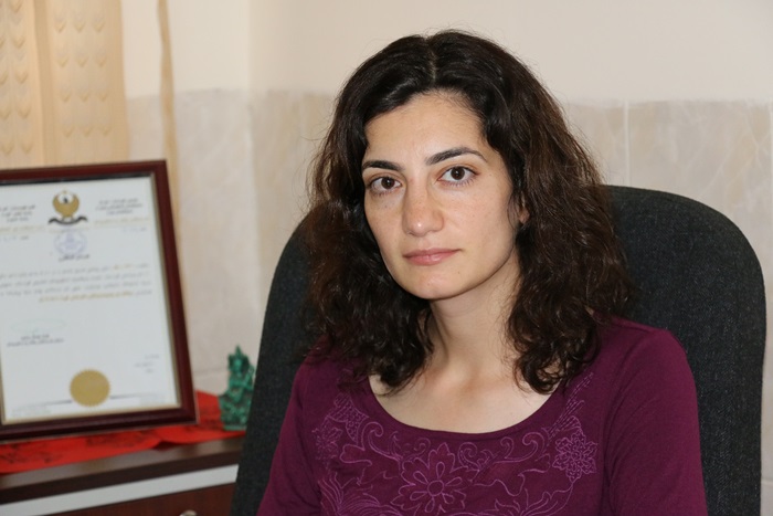 Meral Çiçek relatou que lideranças femininas vêm sendo perseguidas e assassinadas na Turquia de Erdogan