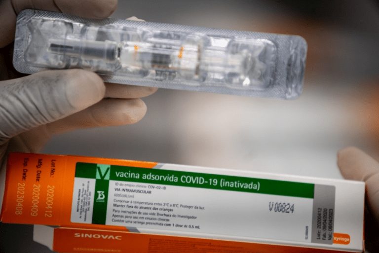 Até o fim de agosto devem ser fornecidas mais 54 milhões de doses ao PNI, totalizando 100 milhões de doses de CoronaVac