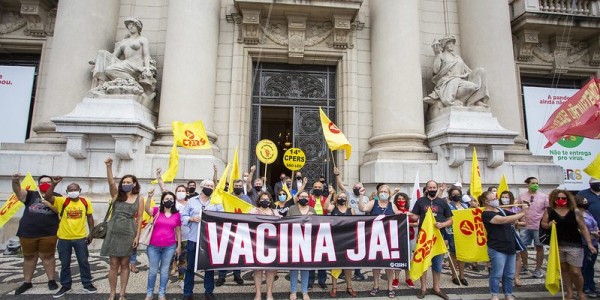 Professores e profissionais da Saúde farão manifestações por vacina para todos e auxílio emergencial 