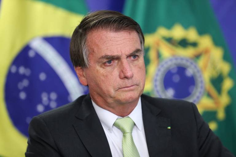 Rejeição a Bolsonaro bate 51%