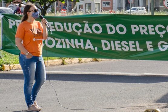 Uma mulher na liderança dos petroleiros | Foto: Sindipetro-RS/ Divulgação