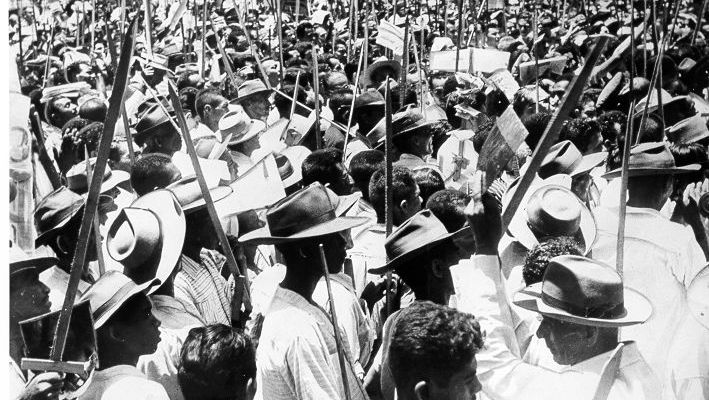 Ligas camponesas reivindicaram e lutaram por reforma agrária nos anos 1950 e 1960 e foram duramente reprimidos em 1964
