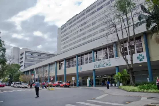 Novos cortes de Bolsonaro colocam Hospital de Clínicas de Porto Alegre em estado de alerta | Fotos de Clovis Prates /HCPA