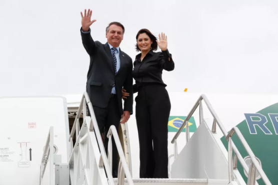 Cresce pressão nos EUA pela expulsão de Bolsonaro