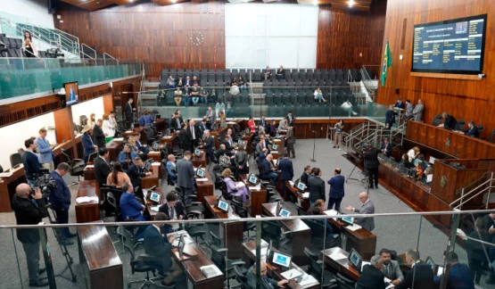 Votação do reajuste do piso regional beneficia 1,5 milhão de gaúchos | Foto: Celso Bender/ALRS